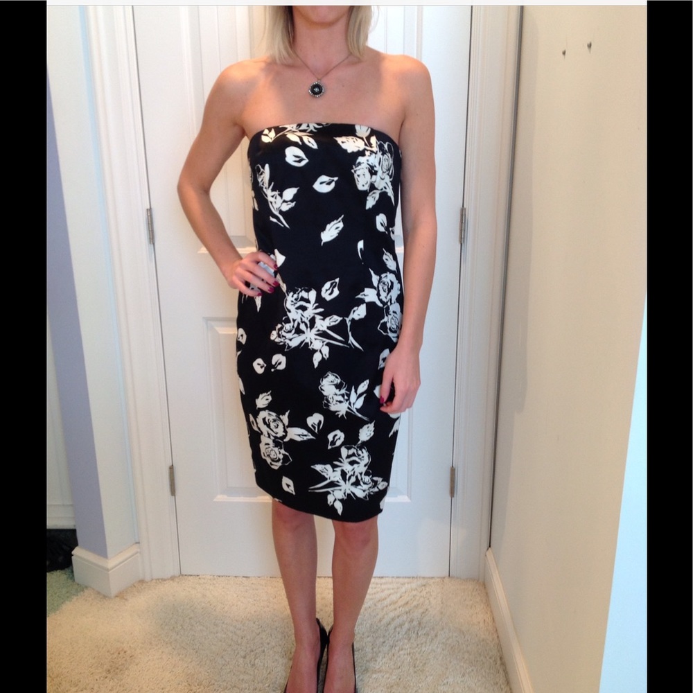😊ESCADA Floral Strapless Dress 8